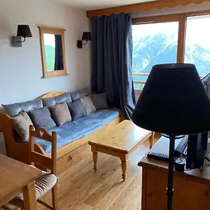 Skis Aux Pieds Station 1800 Dame Blanche Appartement